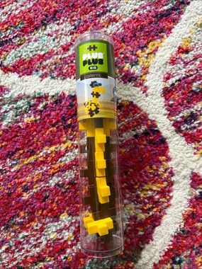 Big Giraffe Building Set - PLUS PLUS